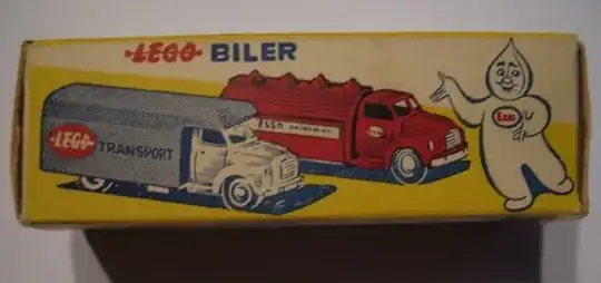 Retail packaging for the 1250 Bedford Esso truck model. Image via bricklink.com 