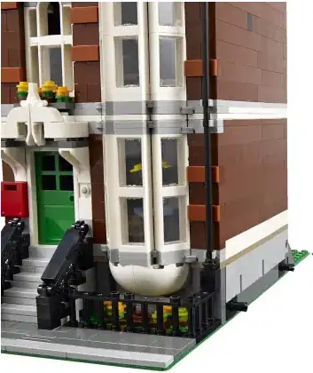 Pet Shop downspout