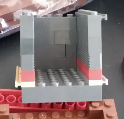 Elevator car (click to enlarge)