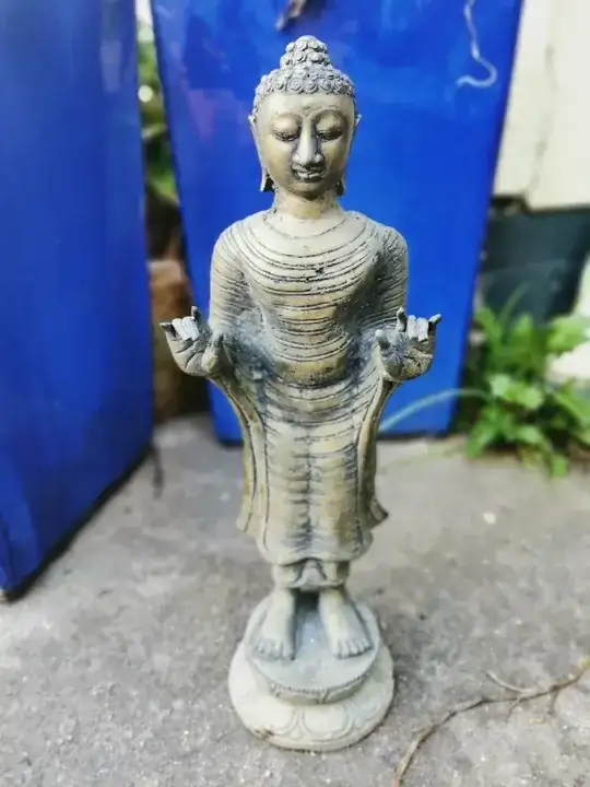 statue 2 b
