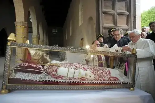 Pope Benedict XVI at the tomb of Pope St Celestine V