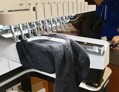 Stitching a sock with the small vertical 33x75mm Brother V frame