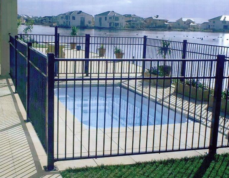 File:Poolfencing.jpg