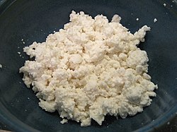 Dairy curds