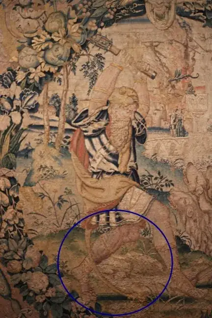 Hercules tail in multi-headed dog fight