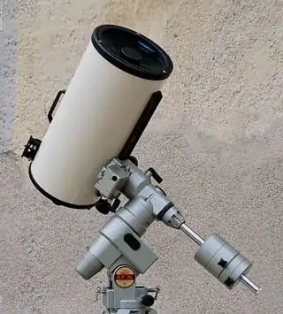 equatorial mount