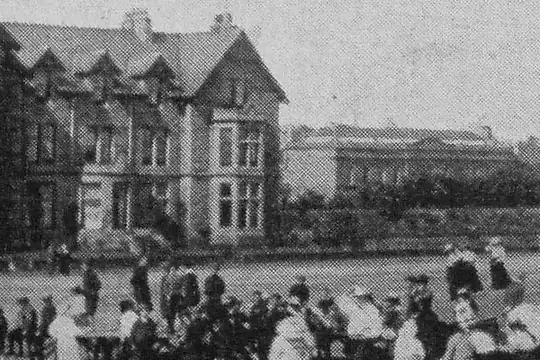 https://en.wikipedia.org/w/index.php?title=File:CarnoustieLinks1.jpg