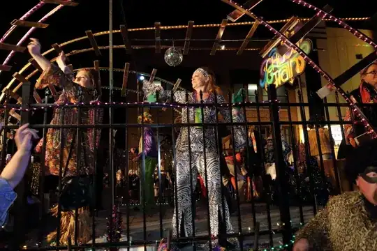 Parade 5