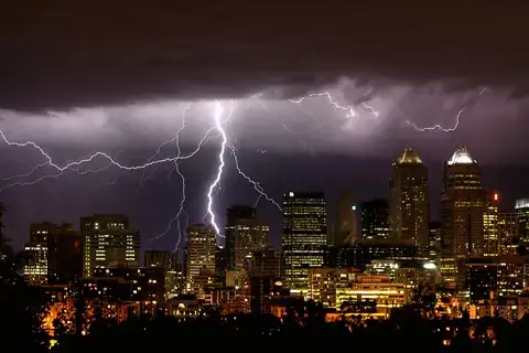 Thunder in city