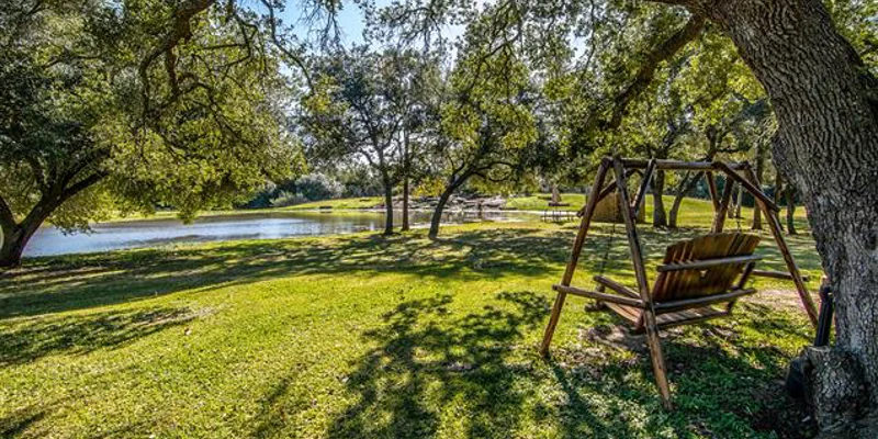 Banyan Texas Llc Waelder 10