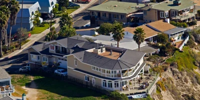 Cliffside rehab facility overlooking the beach.