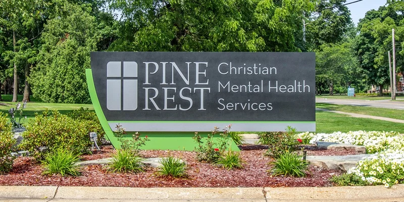 Pine Rest Christian Mental Hlth Servs Grand Rapids Entrance Sign