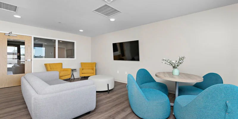 The Recovery Village Kansas City Living Room