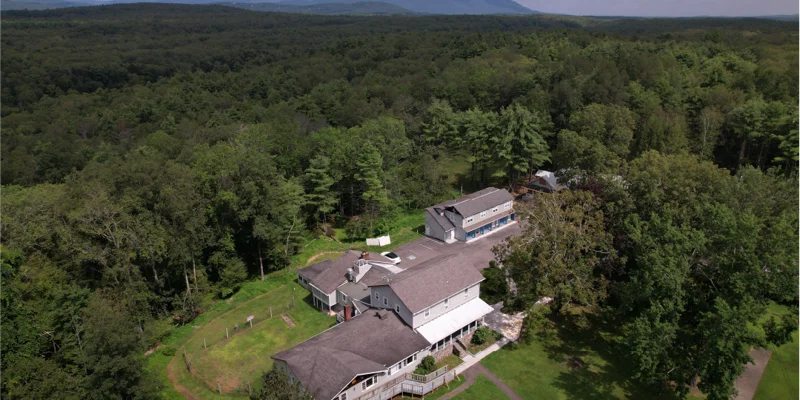 Never Alone Adolescent Addiction Treatment Center1