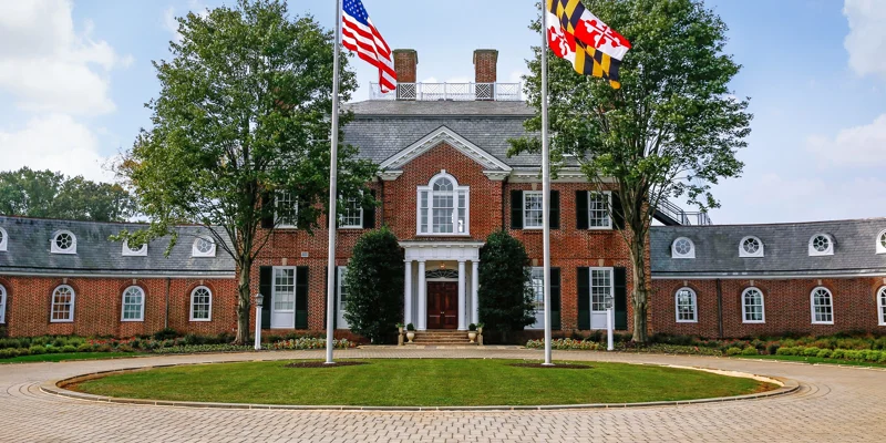 Recovery Centers Of America Bracebridge Hall Entrance