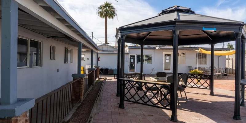 Axiom Care Whitton Phoenix Az Patio