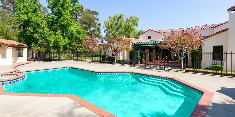 Alhambra Valley Retreat Llc Martinez Pool Area