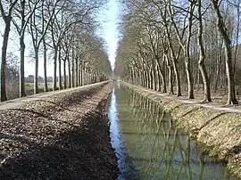 The Sauldre canal in Blancafort