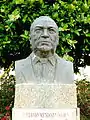 Monument to Plinio Mendoza Neira