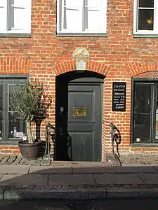 Detail from Nybrogade 14