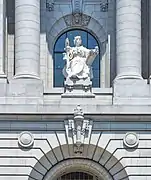 Front detail