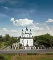 Vista frontal del templo