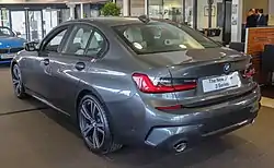 Vista trasera del BMW 320