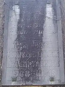 Placa del monumento en el barrio Aldamiz-Etxebarria de Lequeitio (Vizcaya).