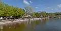 Vista del lago en verano.