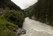 Rio Ötztaler Ache cerca Aschbach