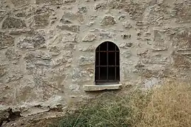 Portillo abierto al cerrase la Puerta del Alpendiz.