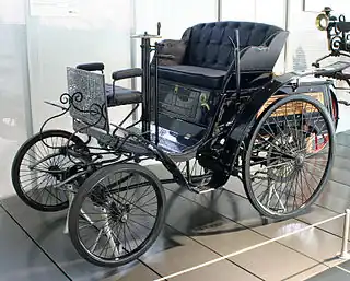 Patent-Motorwagen "Velo" de 1894 con motor de 1045 cm³ y 1,5 CV