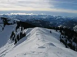 Vista del Karwendel desde el Seekarkreuz (5252,6&nbsp;pies)