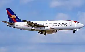 Boeing 737-300 de Aviateca con librea de Grupo Taca
