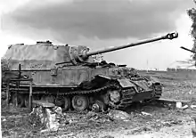 Elefant dañado en Anzio, 1944.