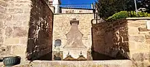 Fuente de dos caños en Nazar