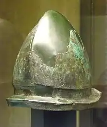 yelmo de negau