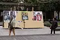 Carteles electorales de diferentes partidos.