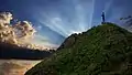 Cristo Rei al sol naciente