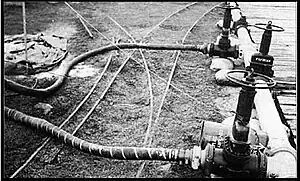 Desvíos en Navy Port fotografiados durante el año que acaeció la guerra.