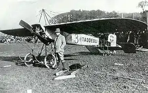 Emile Taddéoli con su Morane-Borel monoplan