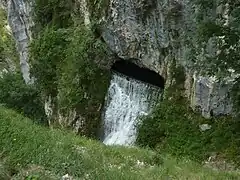 Ventana de alivio del canal