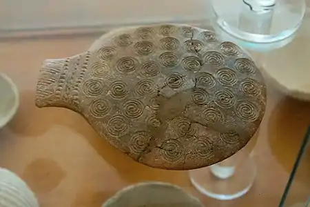 Sartén cicládica del periodo cicládico antiguo II (2800-2300&nbsp;a.&nbsp;C.)