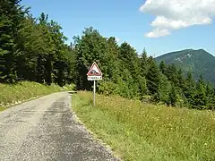 Un cartel que anuncia un sector muy difícil con tramos al 19 % en 1,5&nbsp;km .