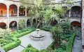Otra vista del patio.