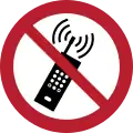 P013 – Teléfonos móviles activados prohibidos