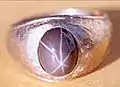 Anillo usado por la víctima.