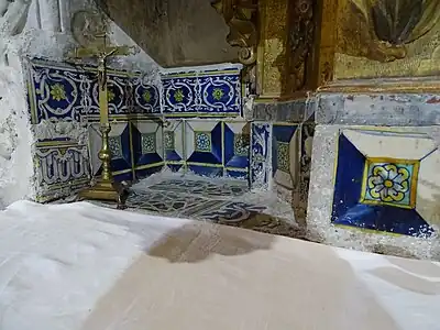 Restos de azulejería de Hernando de Loaysa.