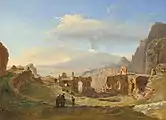 Ruinas del teatro de Taormina con el Etna al fondo
