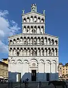Iglesia de San Miguel en Foro, románico pisano